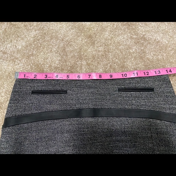 Express work skirt with leather detail - Picture 4 of 6